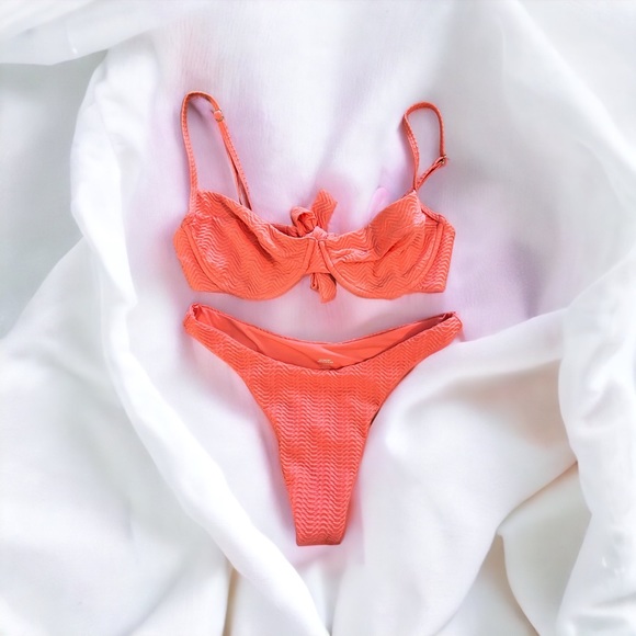 Monday Swimwear Other - MONDAY SWIMWEAR M Underwire Thong Bikini Swimsuit